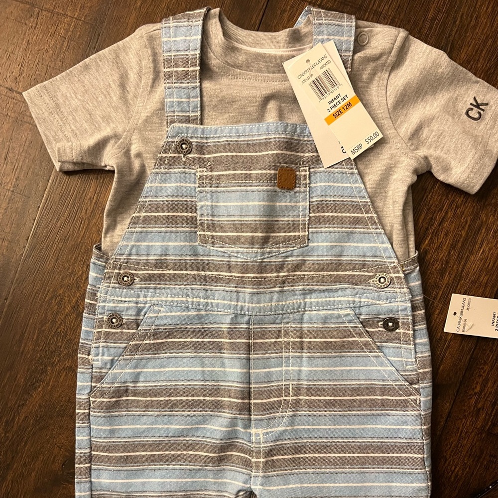Calvin Klein overall set NWT 12M